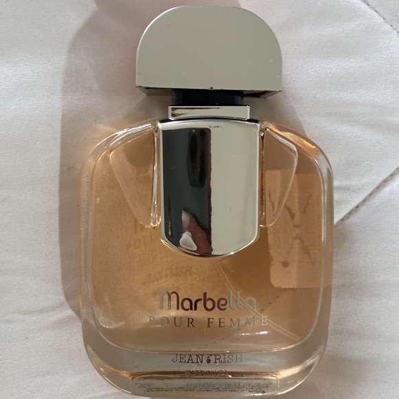 Fragrances - Picture 6 of 7